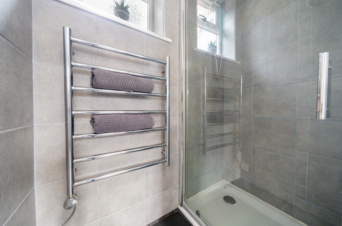 Bendysh Road, Bushey, WD23 Browns