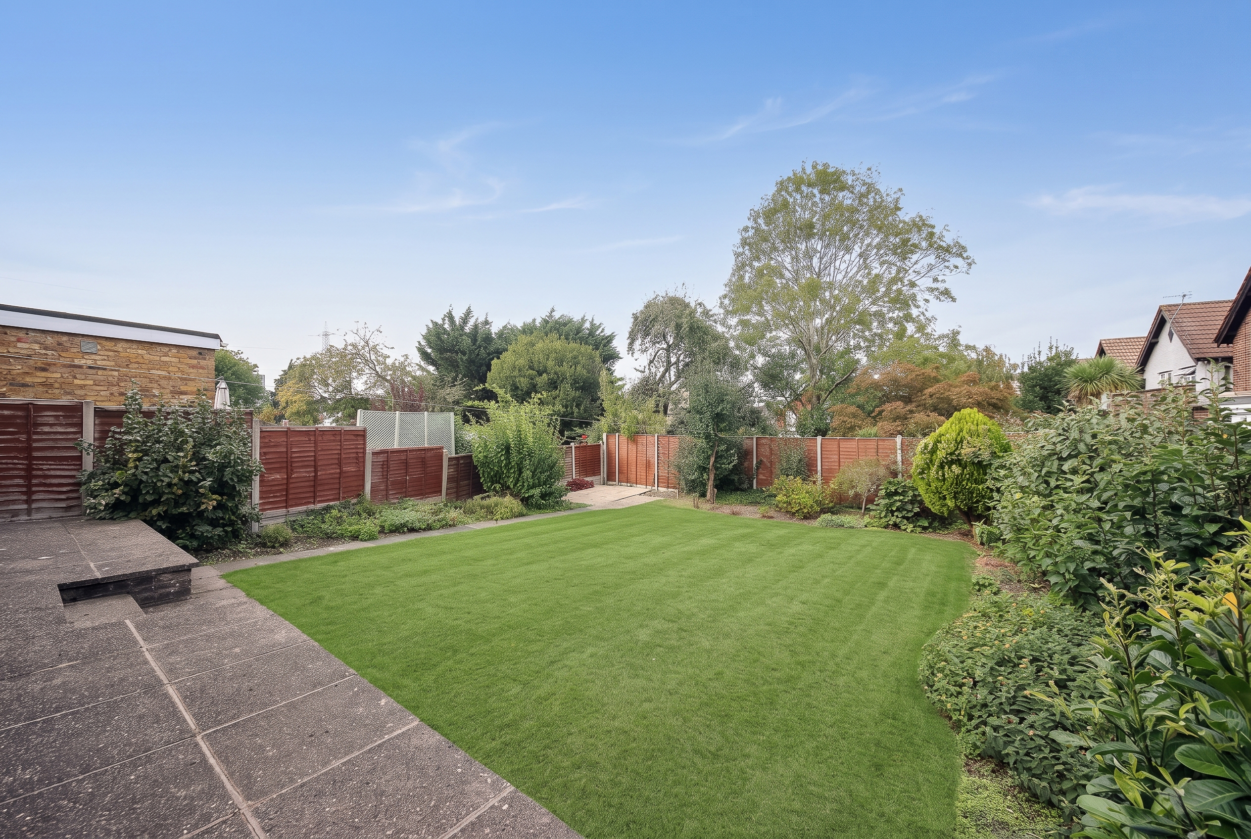 Bushey Hall Road, Bushey, WD23, photograph 4 of 11