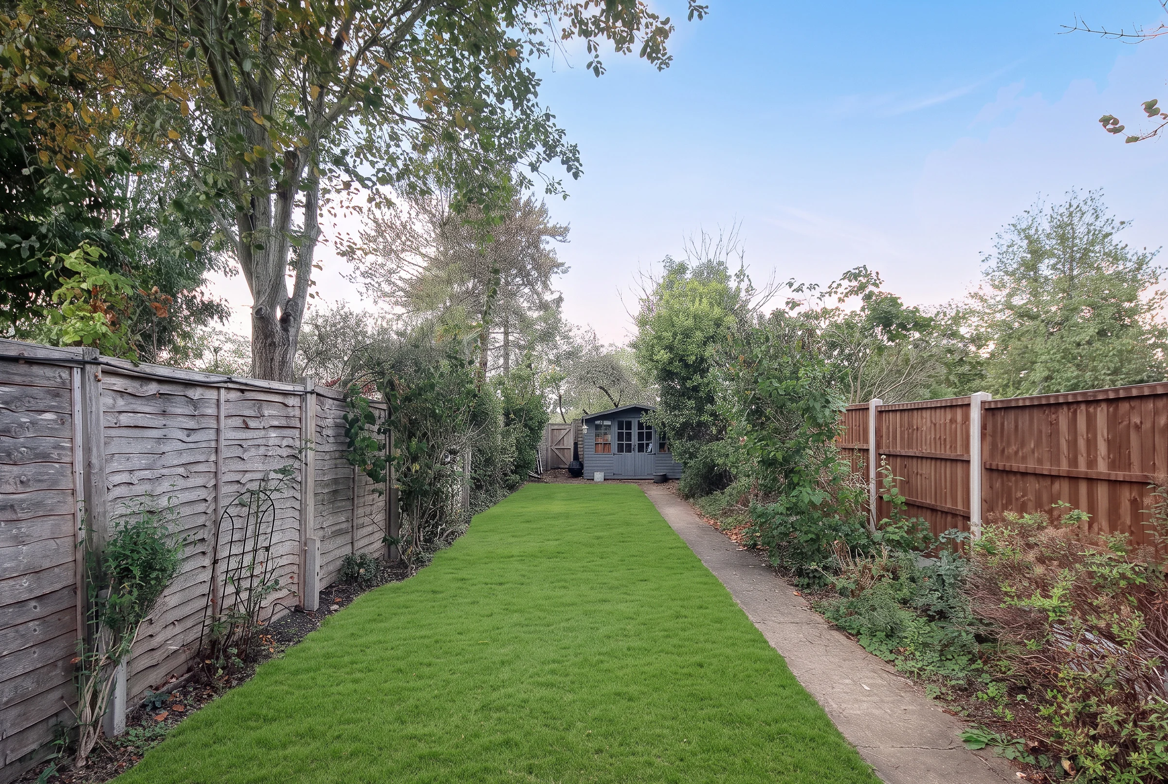 Oxhey Avenue, Watford, WD19, photograph 10 of 18