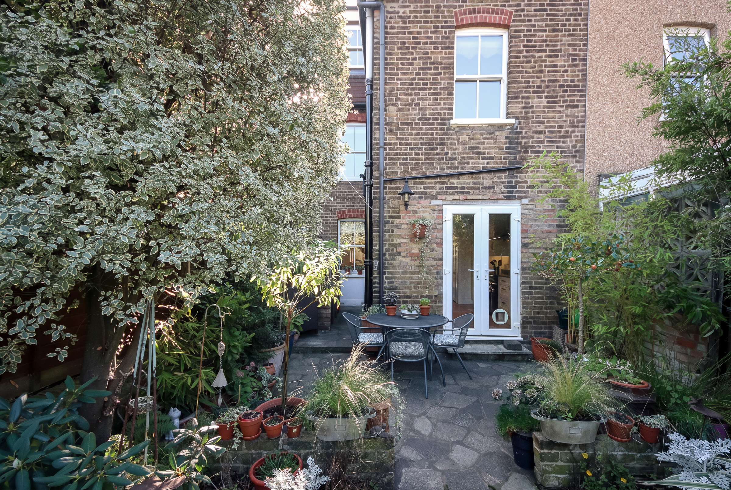 Walton Road, Bushey, WD23, photograph 8 of 18
